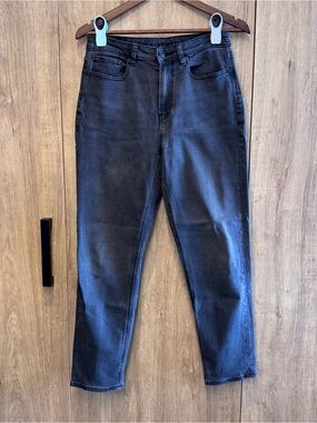 American Eagle Outfitters Mom Jeans High-Rise Black Gray Jeans 6